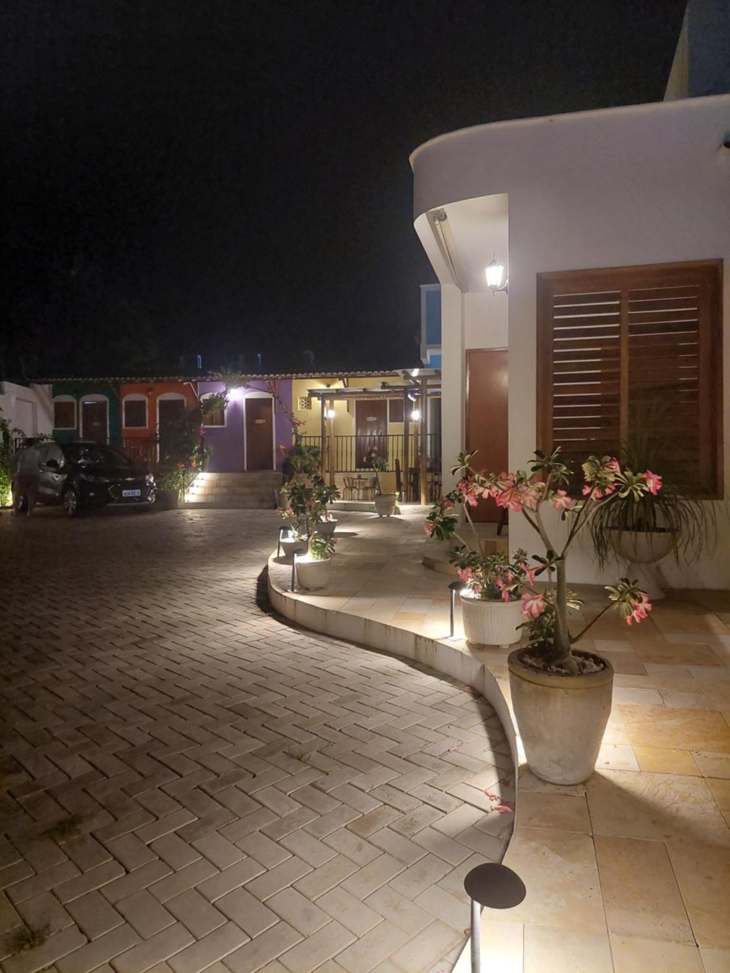Buganvilia Pousada & Bistro Santa Cruz  Buitenkant foto