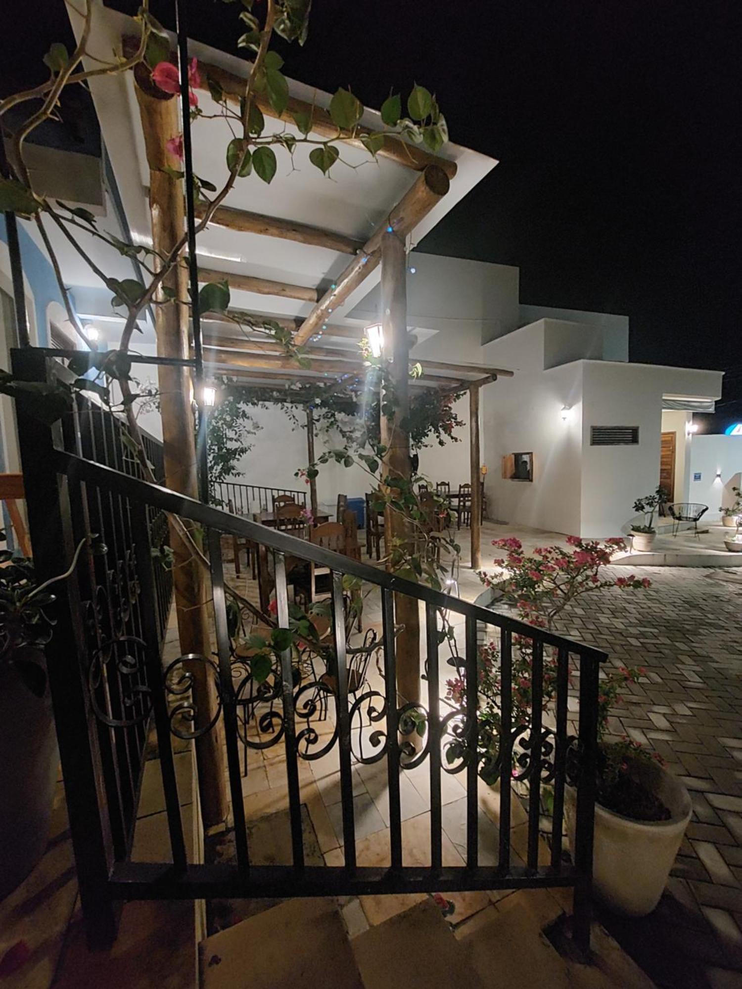 Buganvilia Pousada & Bistro Santa Cruz  Buitenkant foto